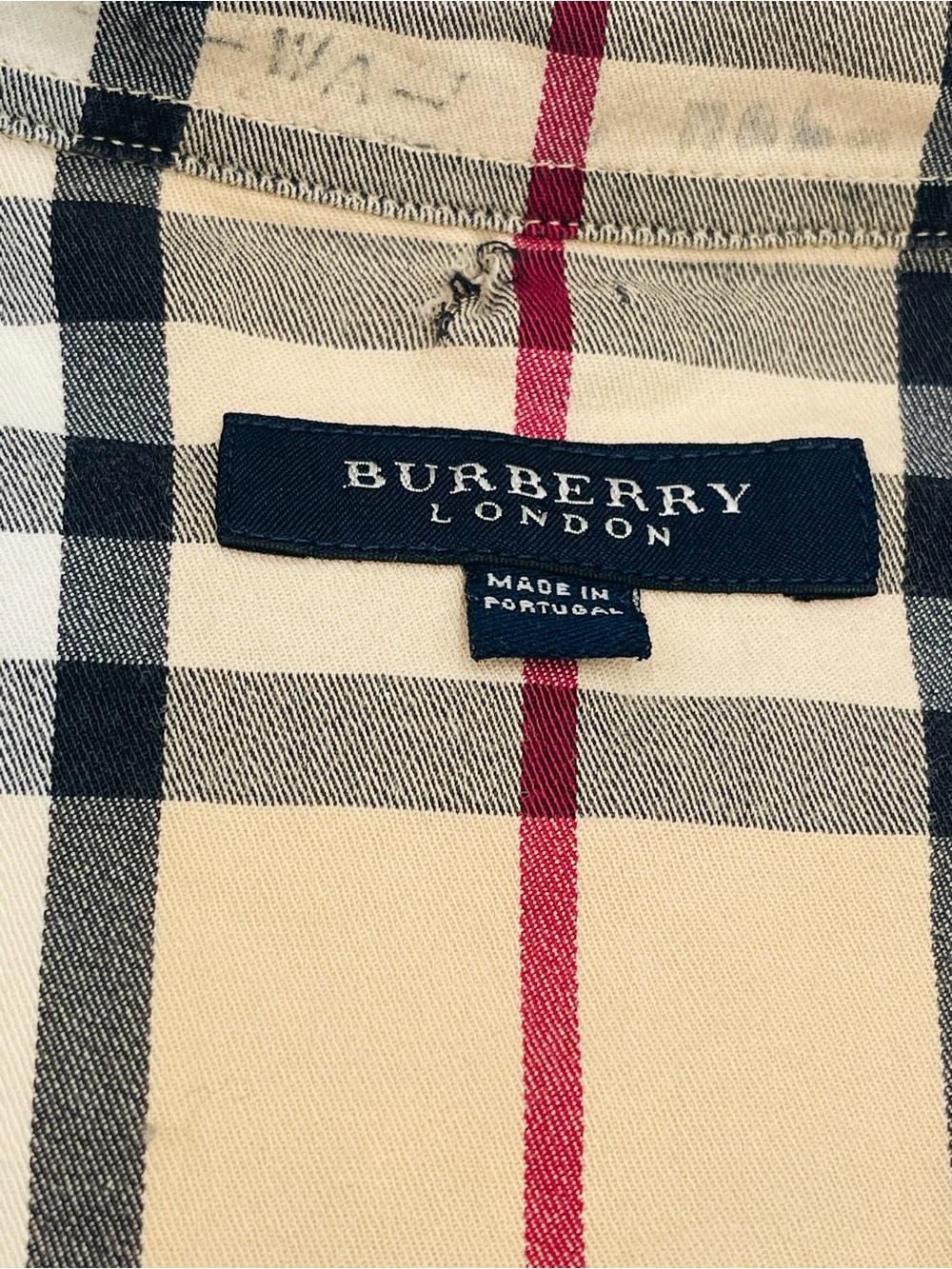 Burberry Classic Check Button-Down Women's Shirt - Beige/Black/Red size M - Picture 3 of 7